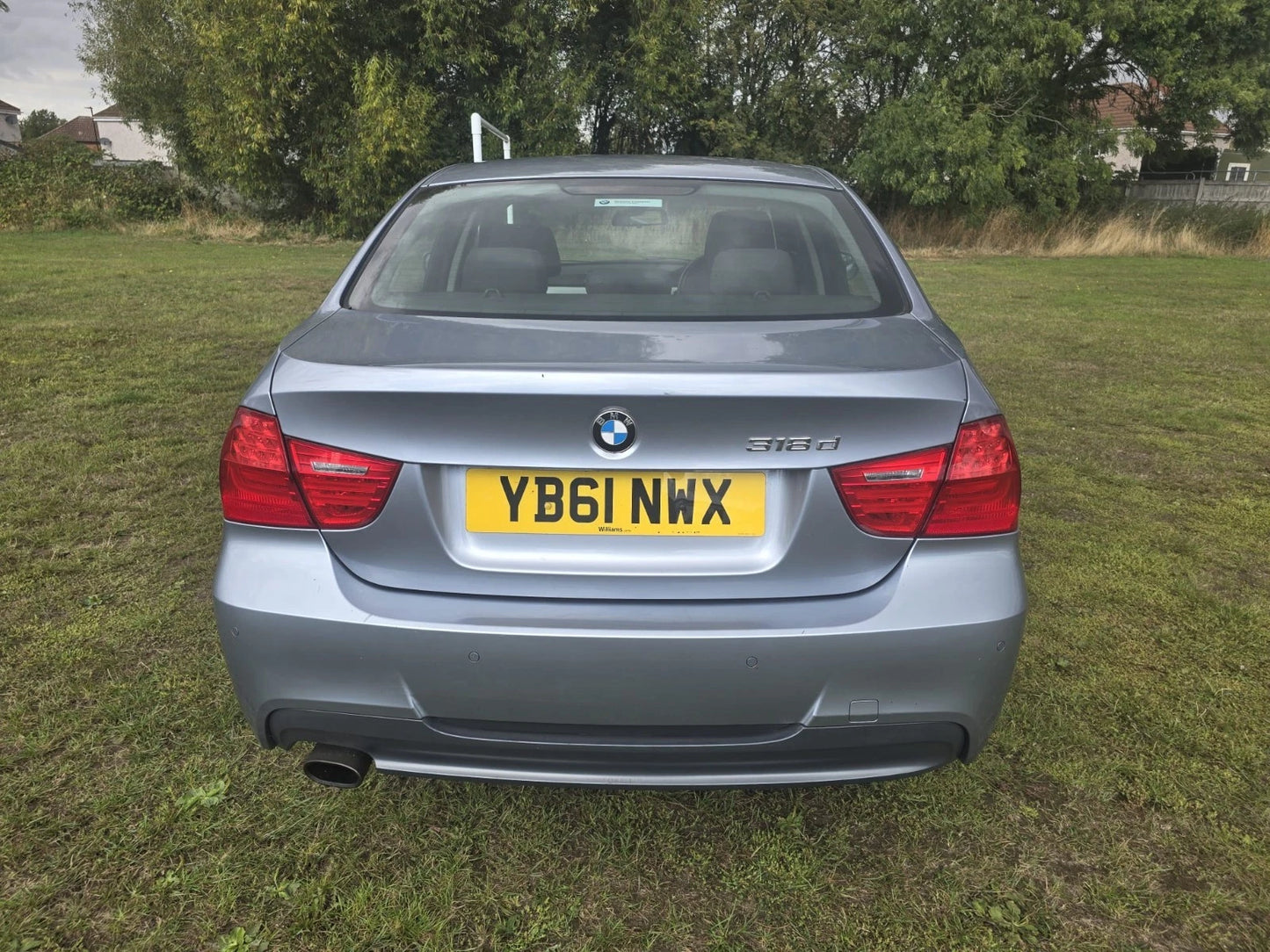 BMW / 3 Series / 2.0 (1995cc) / Diesel / 2012 Breaking down all parts available